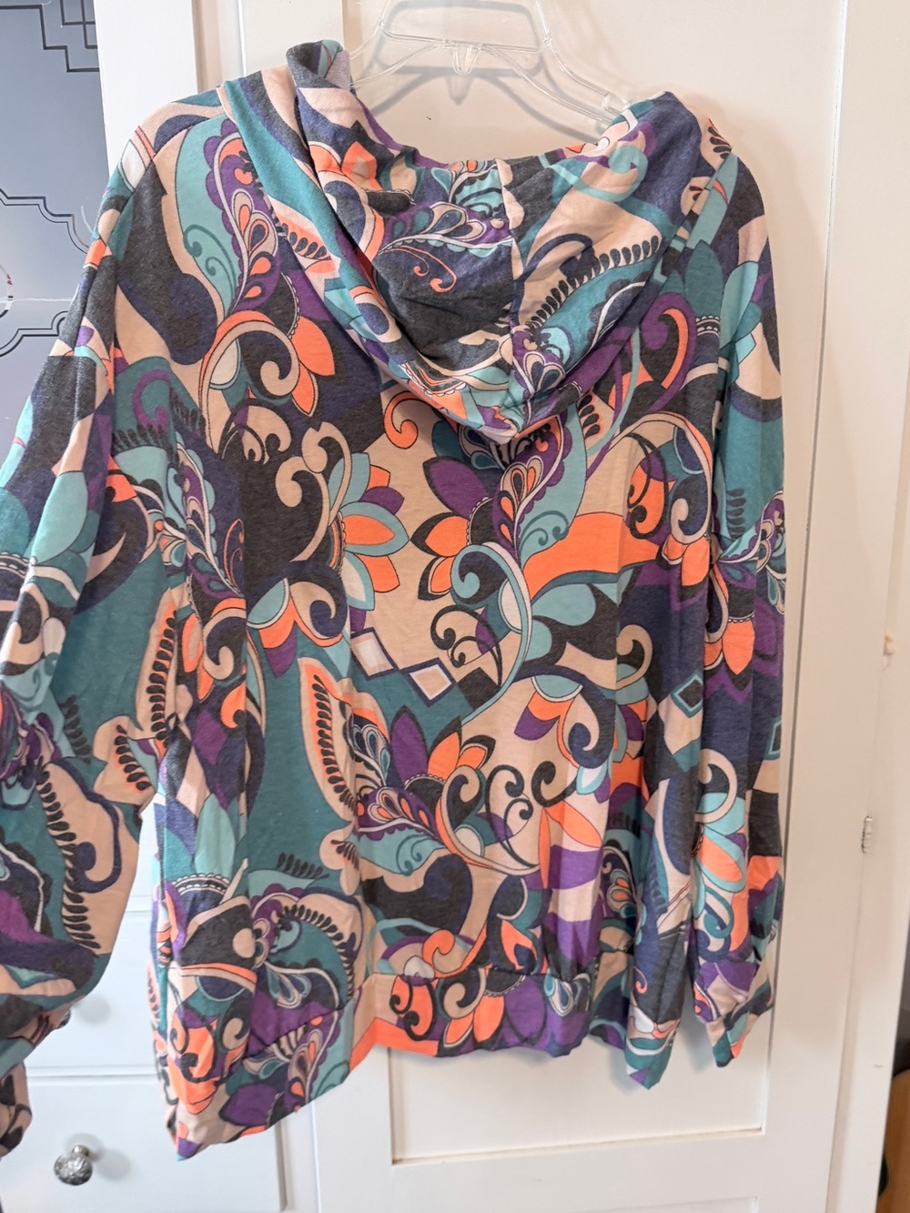 Abstract Dear Scarlett Scoop-Neck Hoodie Sweater in Multicolor Teal & Purple - Picture 7 of 9